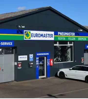 Pneumaster GmbH Reifen + Kfz-Meisterwerkstatt Außenansicht Pneumaster GmbH Reifen + Kfz-Meisterwerkstatt
